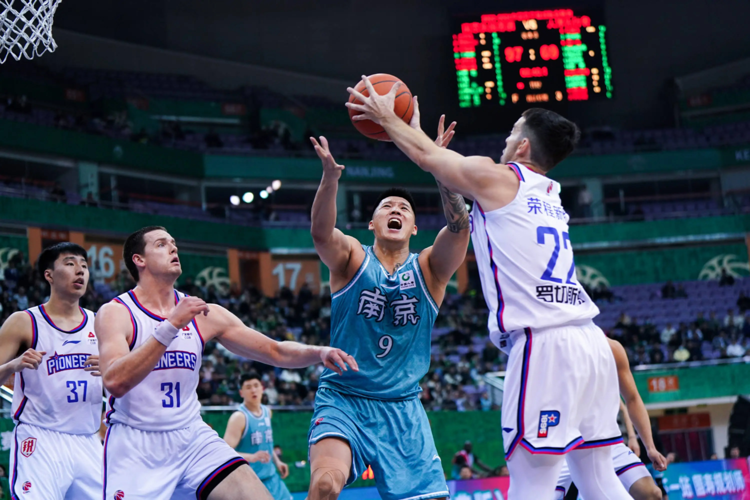 开云体育-辽宁男篮大胜天津队，稳坐第二位